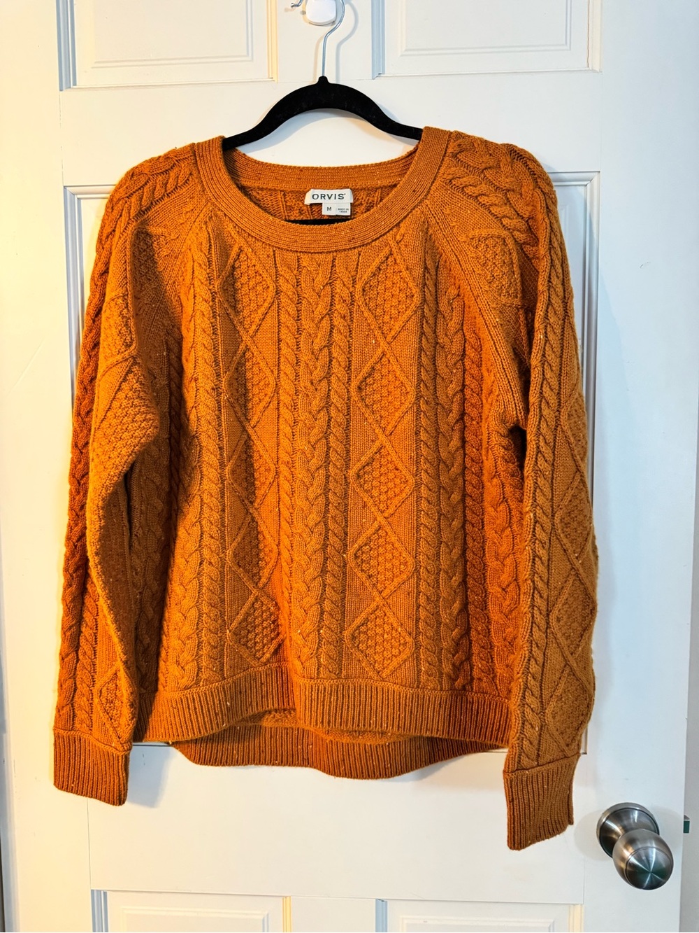NWOT Orvis Cable Knit Crewneck Sweater Rust Orange Size Medium Cozy Pullover